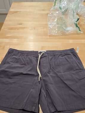 Goodthreads Men's XL Elastic Waist Shorts in Grey